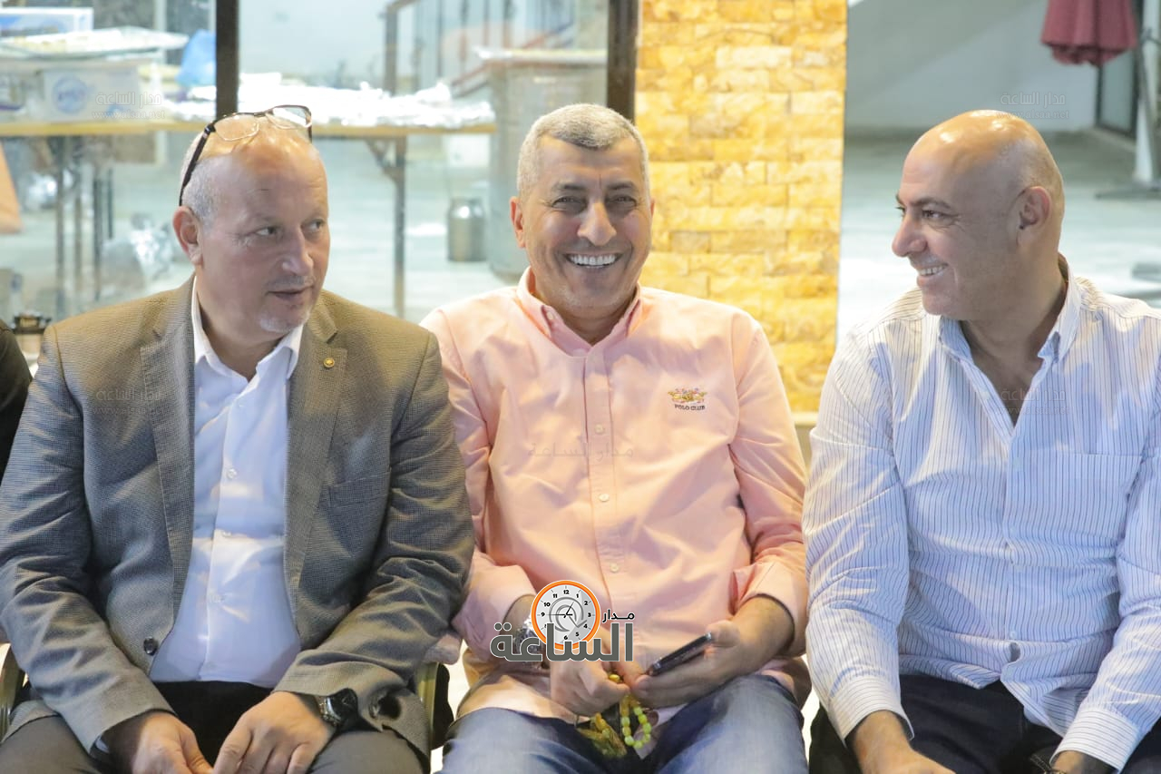 Madar Al-Saa Images 0.015187289835258966