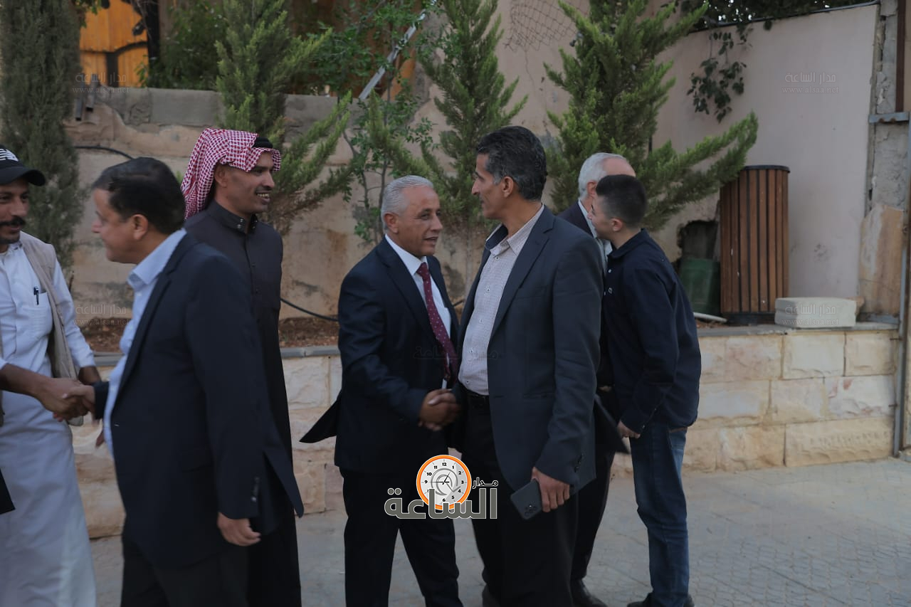 Madar Al-Saa Images 0.9628013345616985