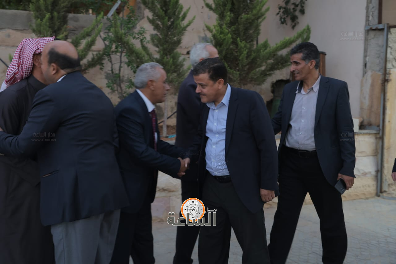 Madar Al-Saa Images 0.48440875229469715