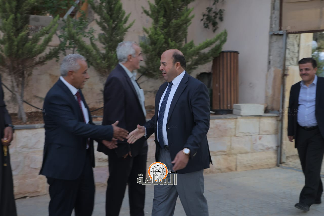 Madar Al-Saa Images 0.5120143107651793