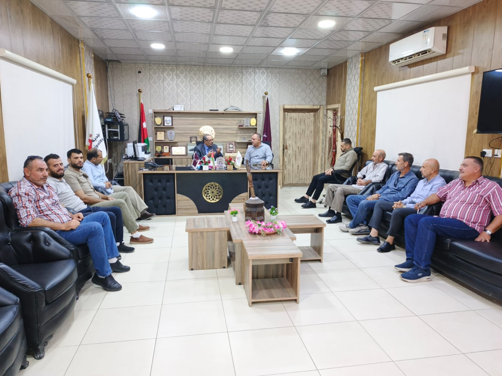 Madar Al-Saa Images 0.10953251185420076