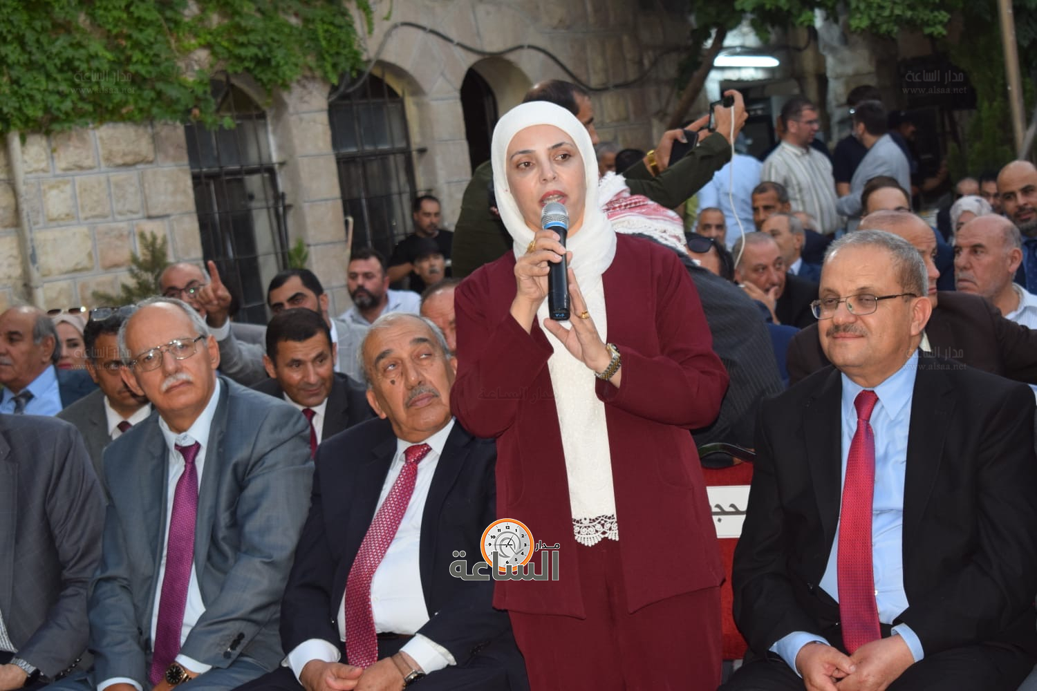 Madar Al-Saa Images 0.23749639489939978