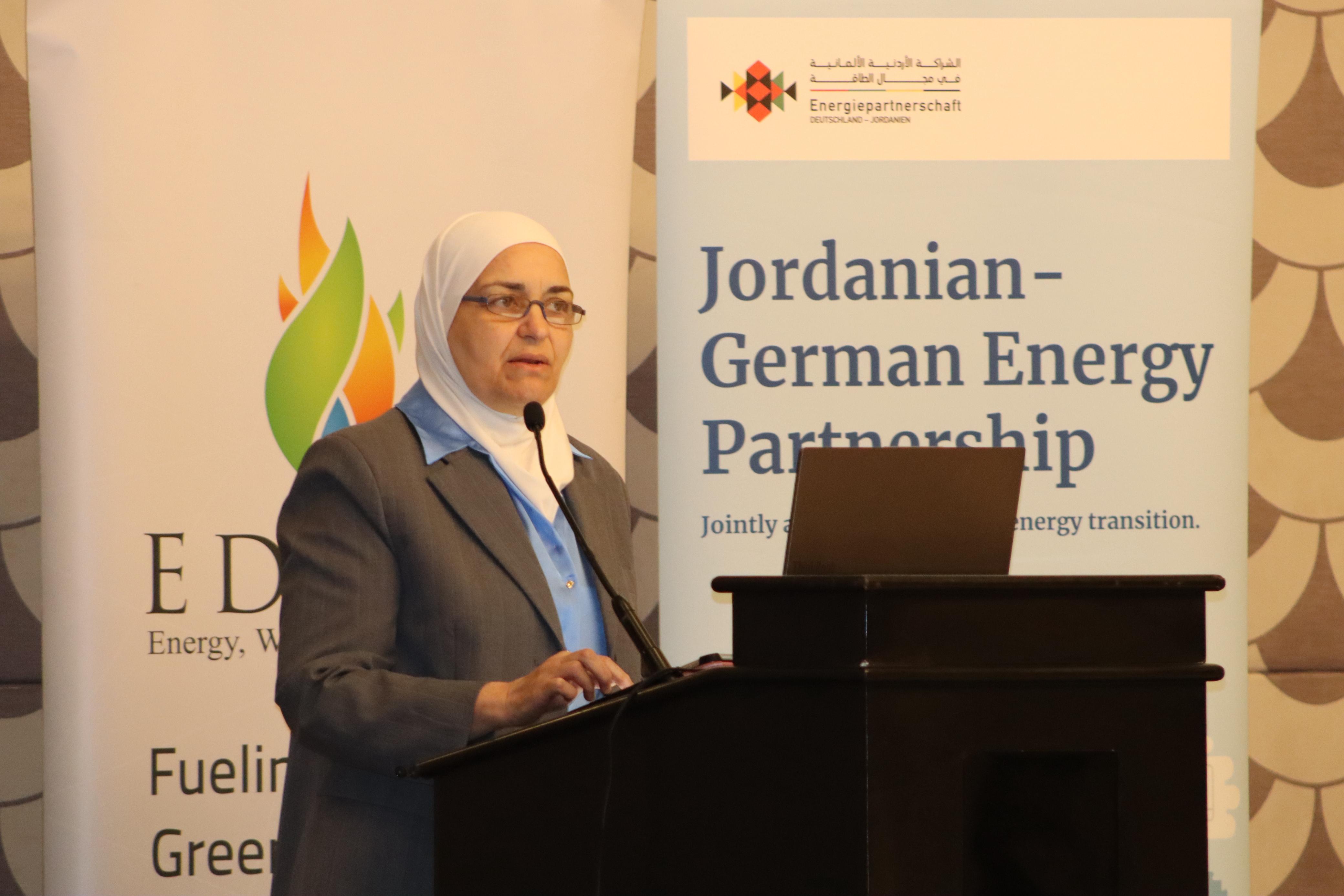 Madar Al-Saa Images 0.5245998976716562