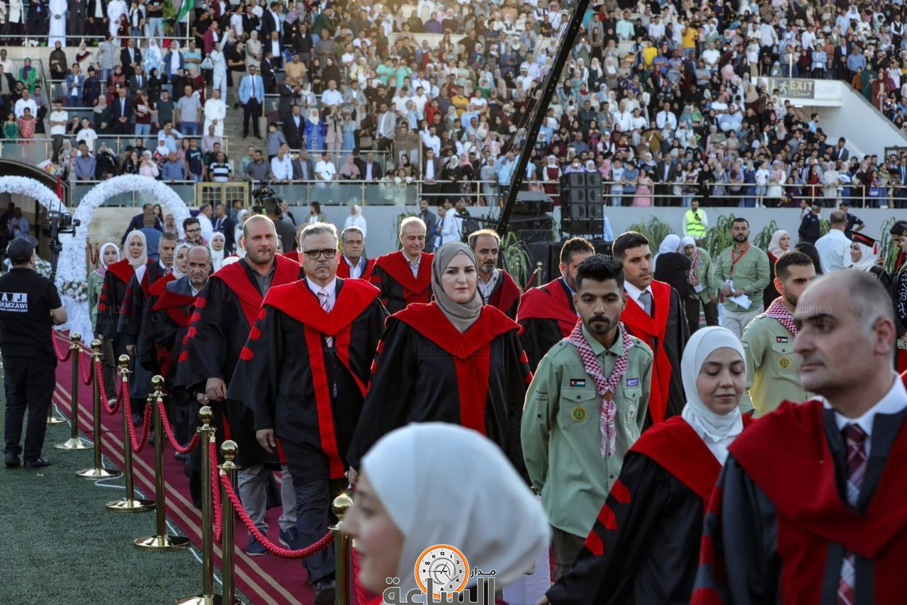 Madar Al-Saa Images 0.9757957280118632