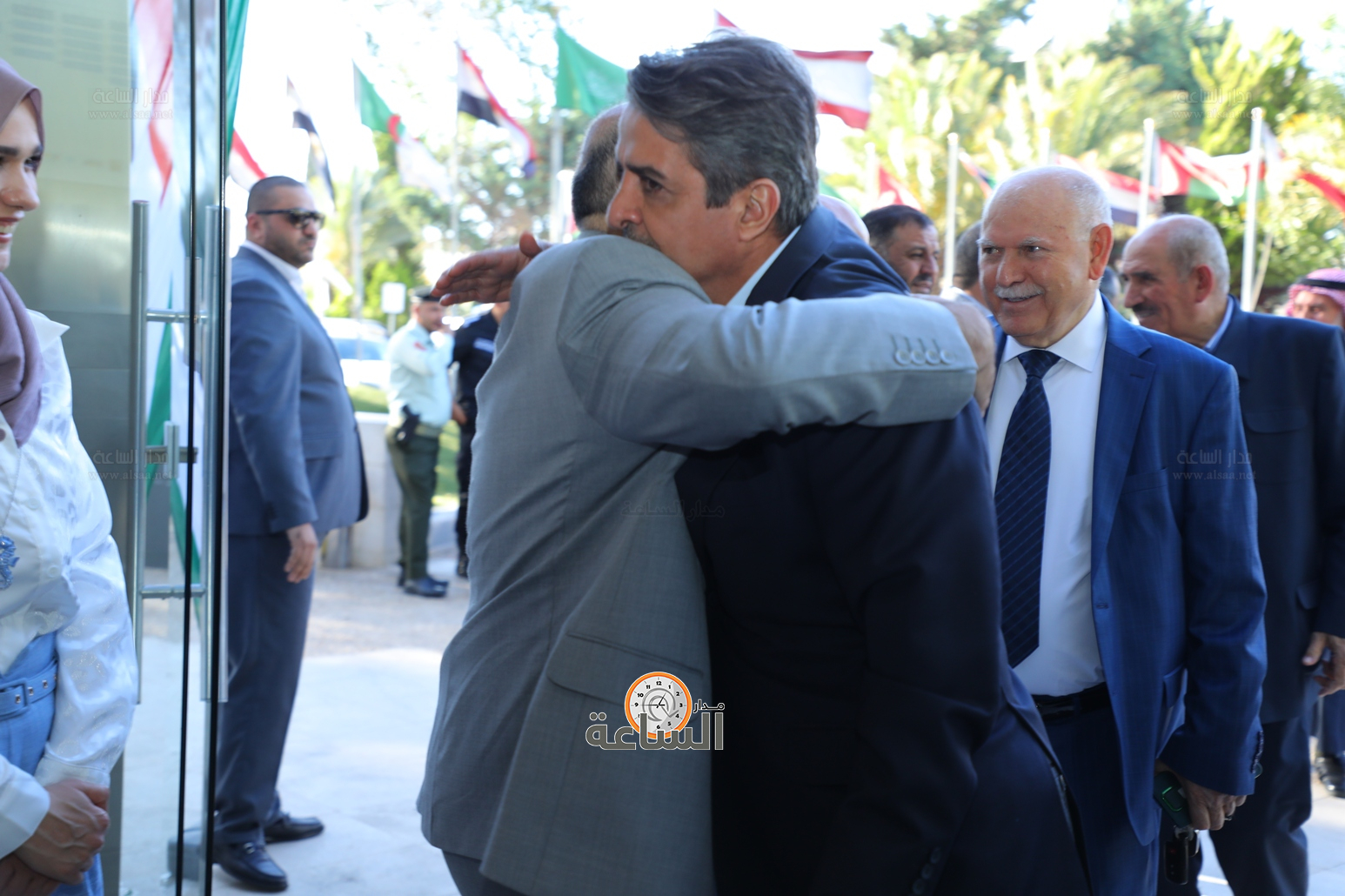 Madar Al-Saa Images 0.27581817875303116