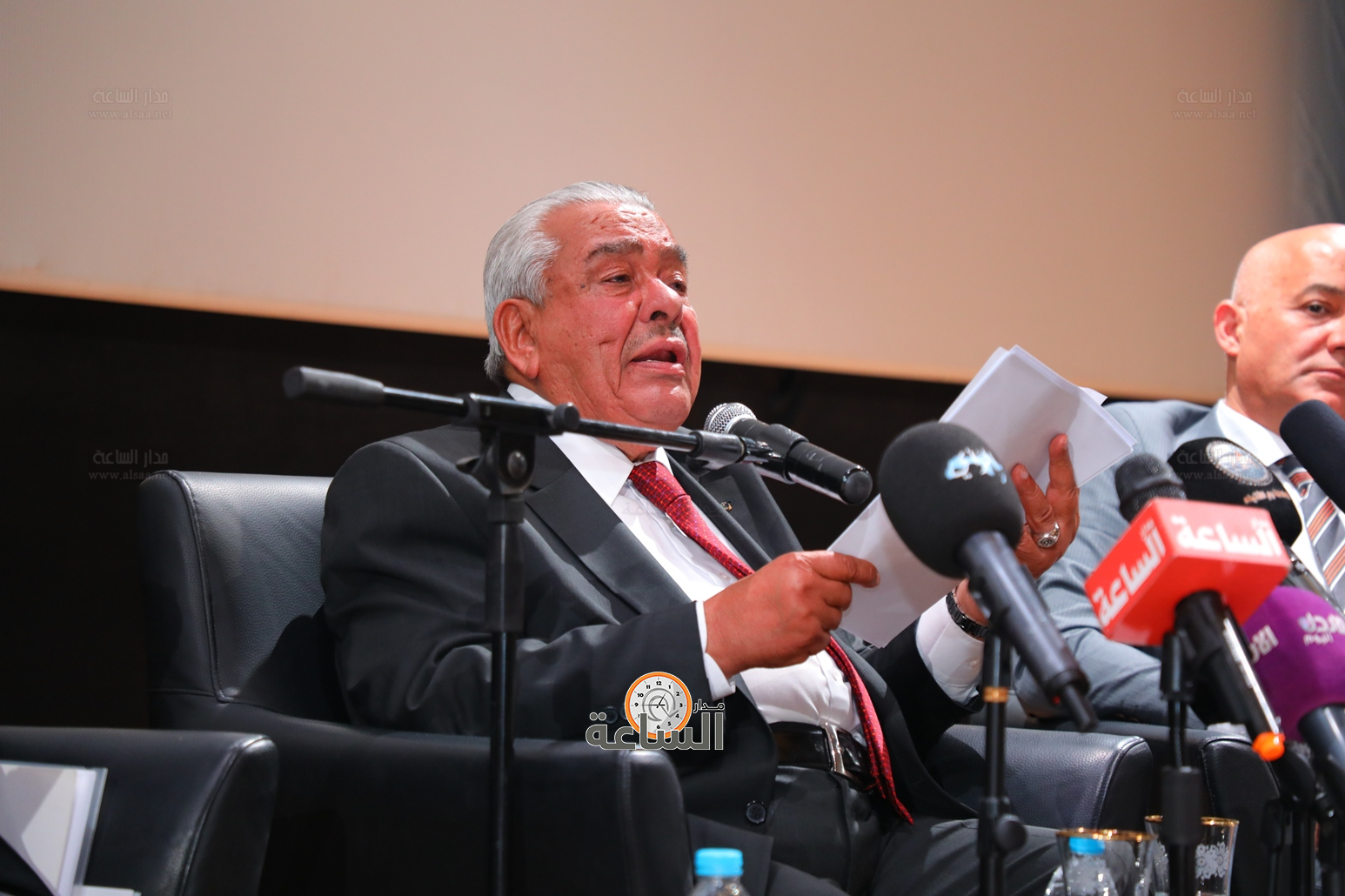 Madar Al-Saa Images 0.12578791645512855