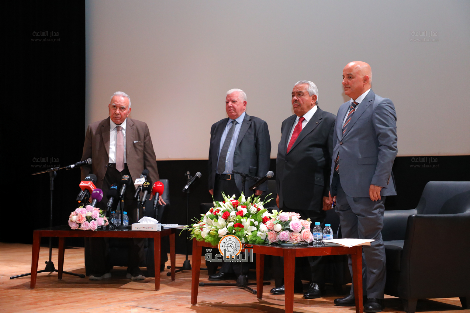 Madar Al-Saa Images 0.03917636735747476