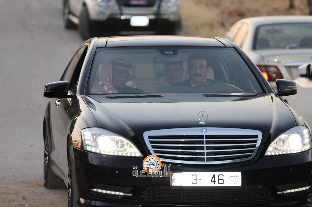 Madar Al-Saa Images 0.4657551583592139