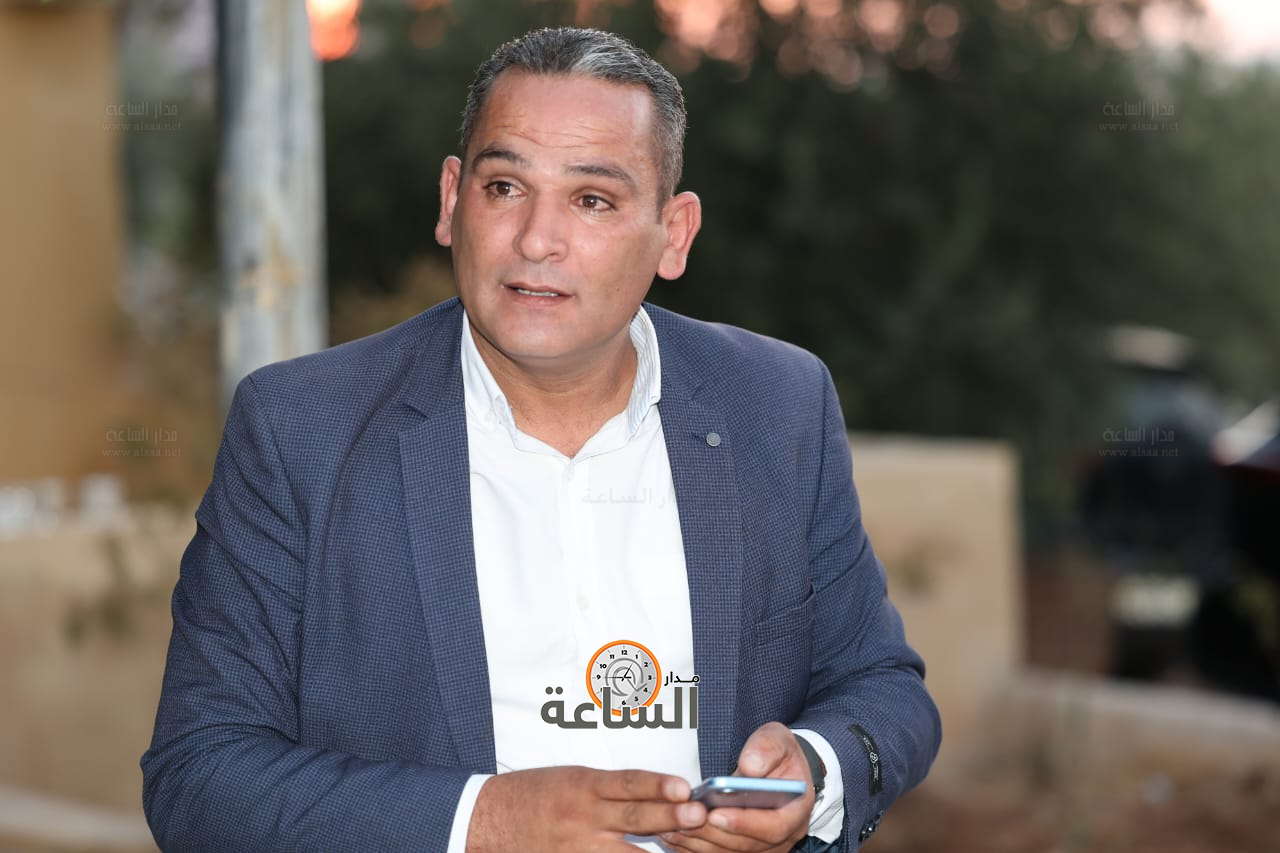 Madar Al-Saa Images 0.5396040064256197