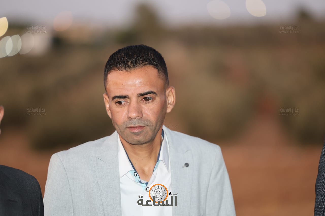 Madar Al-Saa Images 0.9840186763873187