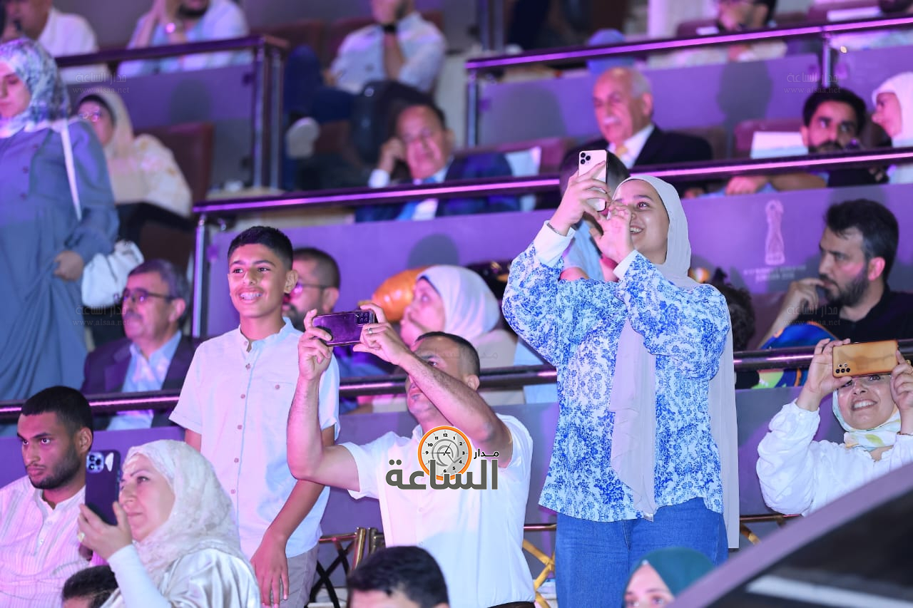 Madar Al-Saa Images 0.7412335129326098