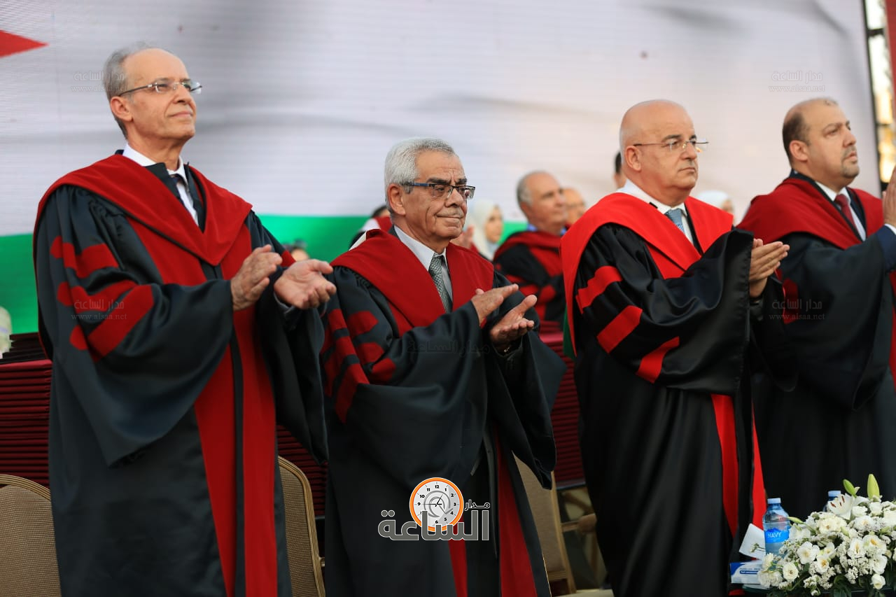 Madar Al-Saa Images 0.4511482467544047