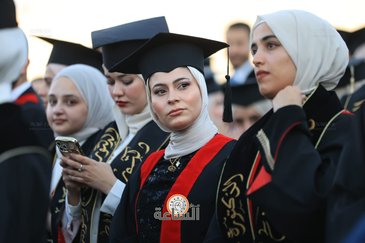 Madar Al-Saa Images 0.4632558854488399