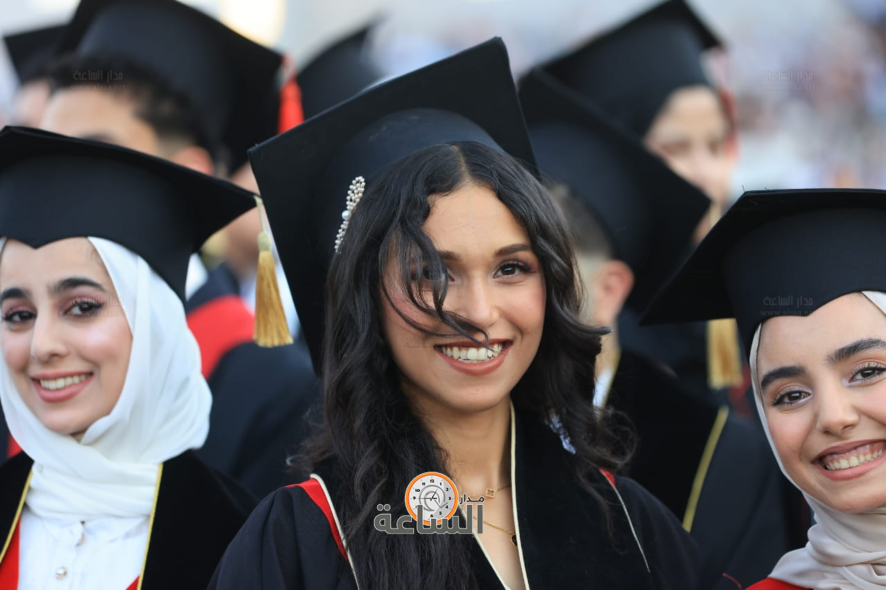 Madar Al-Saa Images 0.20171375664606606