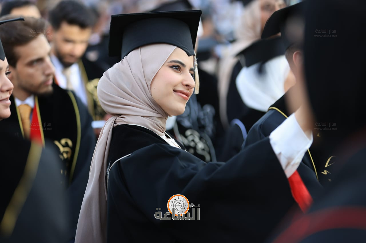 Madar Al-Saa Images 0.9970617891202332