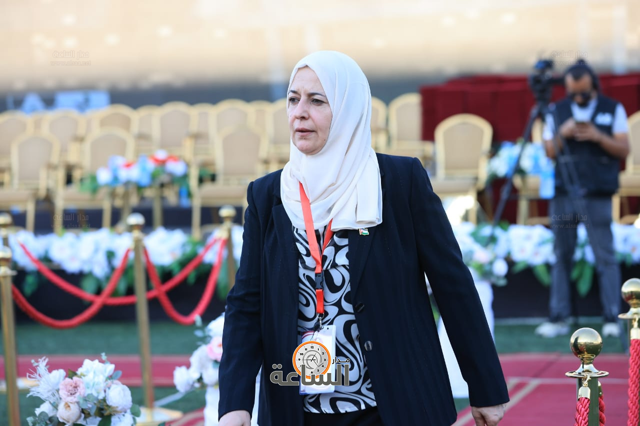 Madar Al-Saa Images 0.49938783990781865