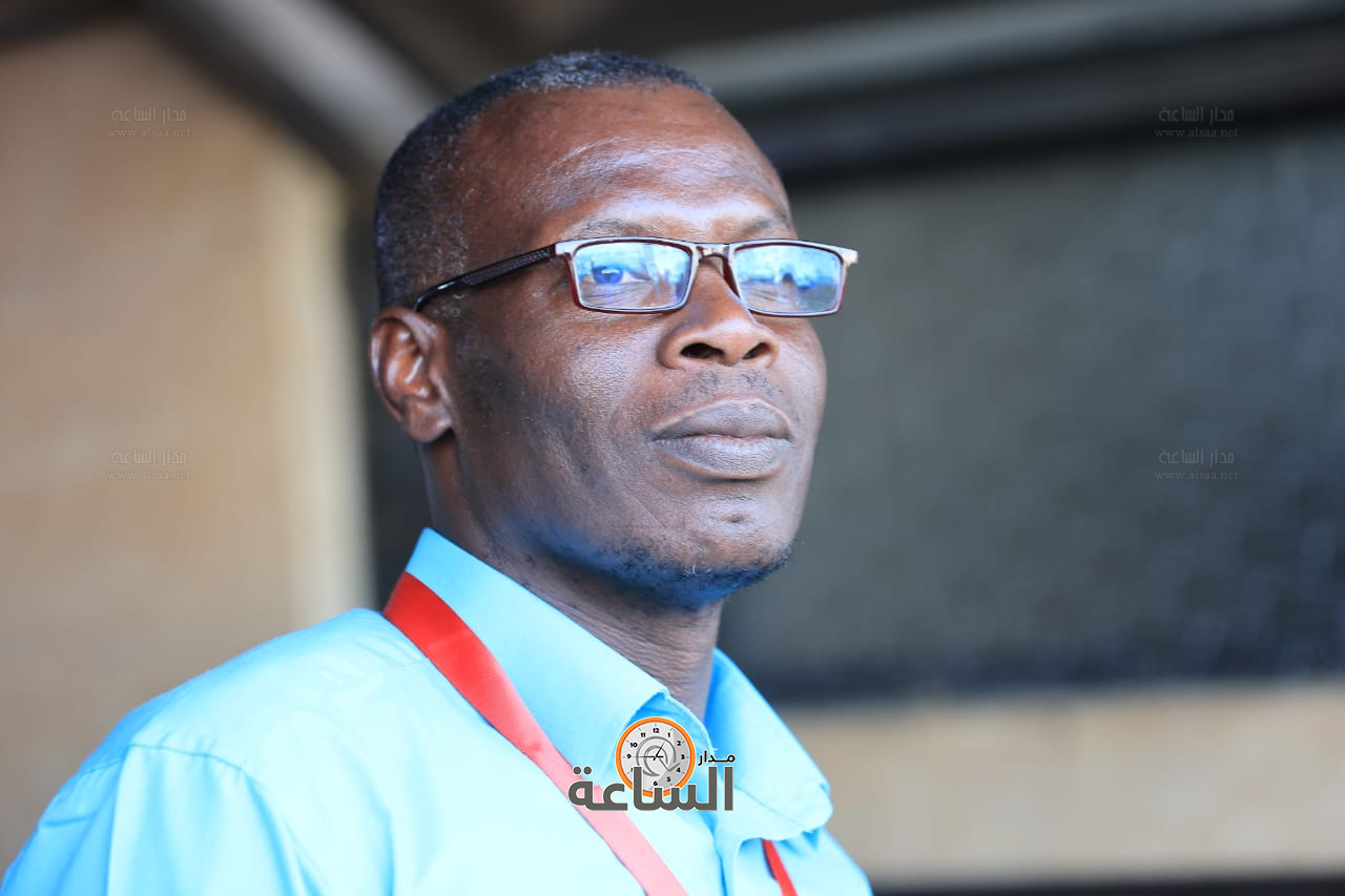 Madar Al-Saa Images 0.8237674635846227