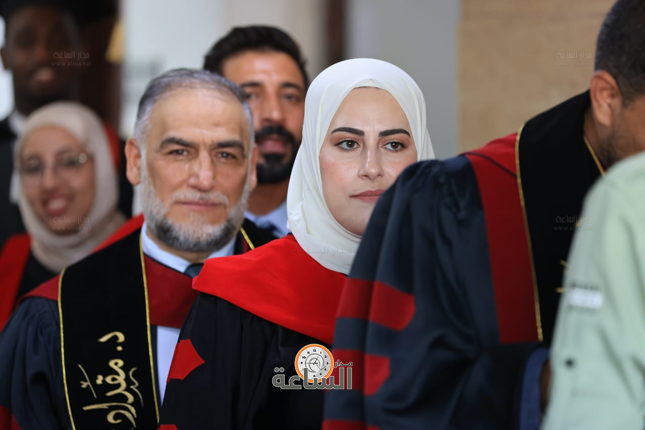 Madar Al-Saa Images 0.0622128387875196