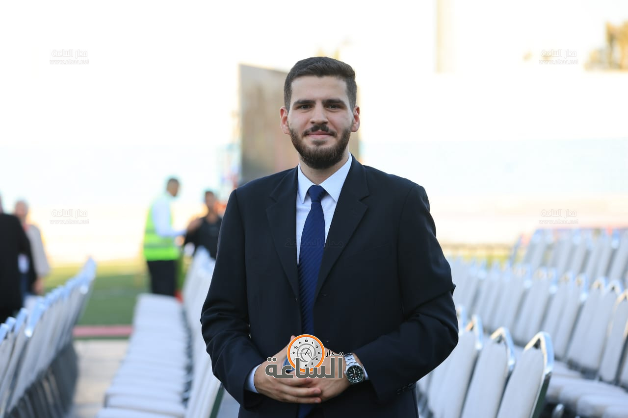 Madar Al-Saa Images 0.9797119075845303