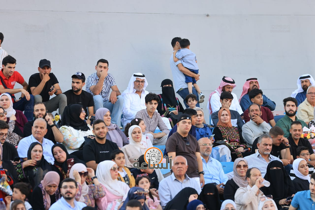 Madar Al-Saa Images 0.6369007053000101