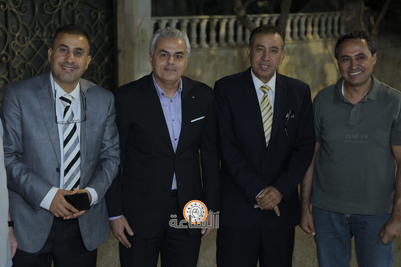 Madar Al-Saa Images 0.9155096399608086