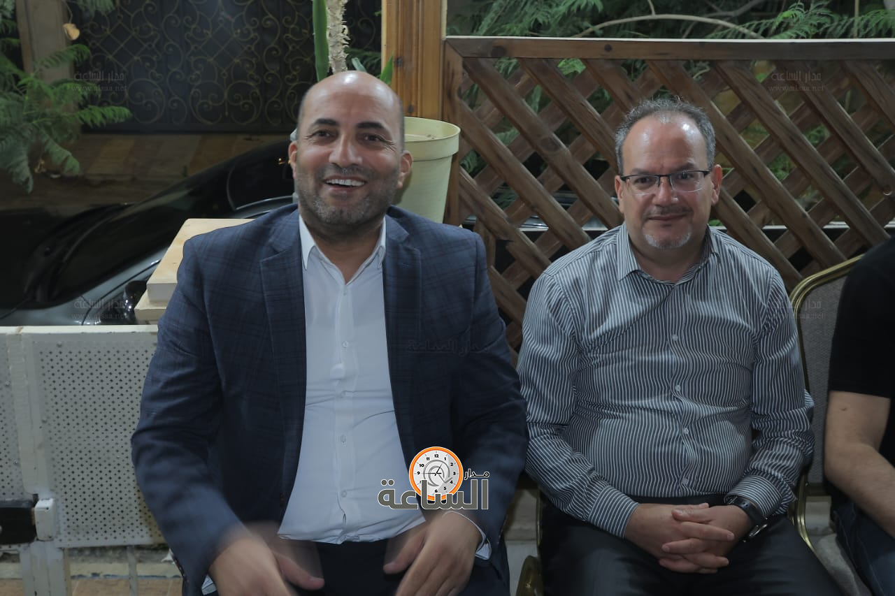 Madar Al-Saa Images 0.6126857828473617