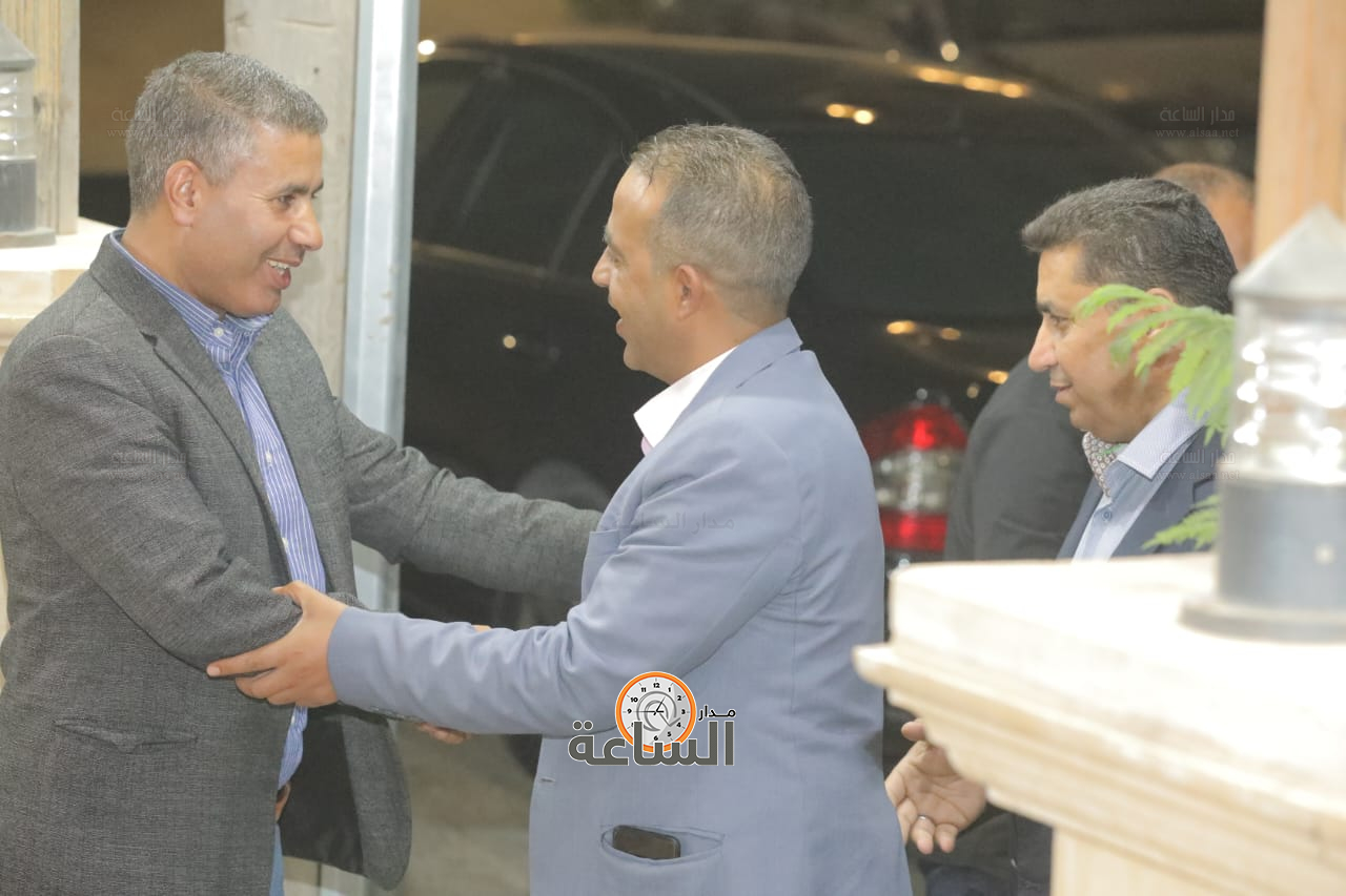 Madar Al-Saa Images 0.9332512375576568