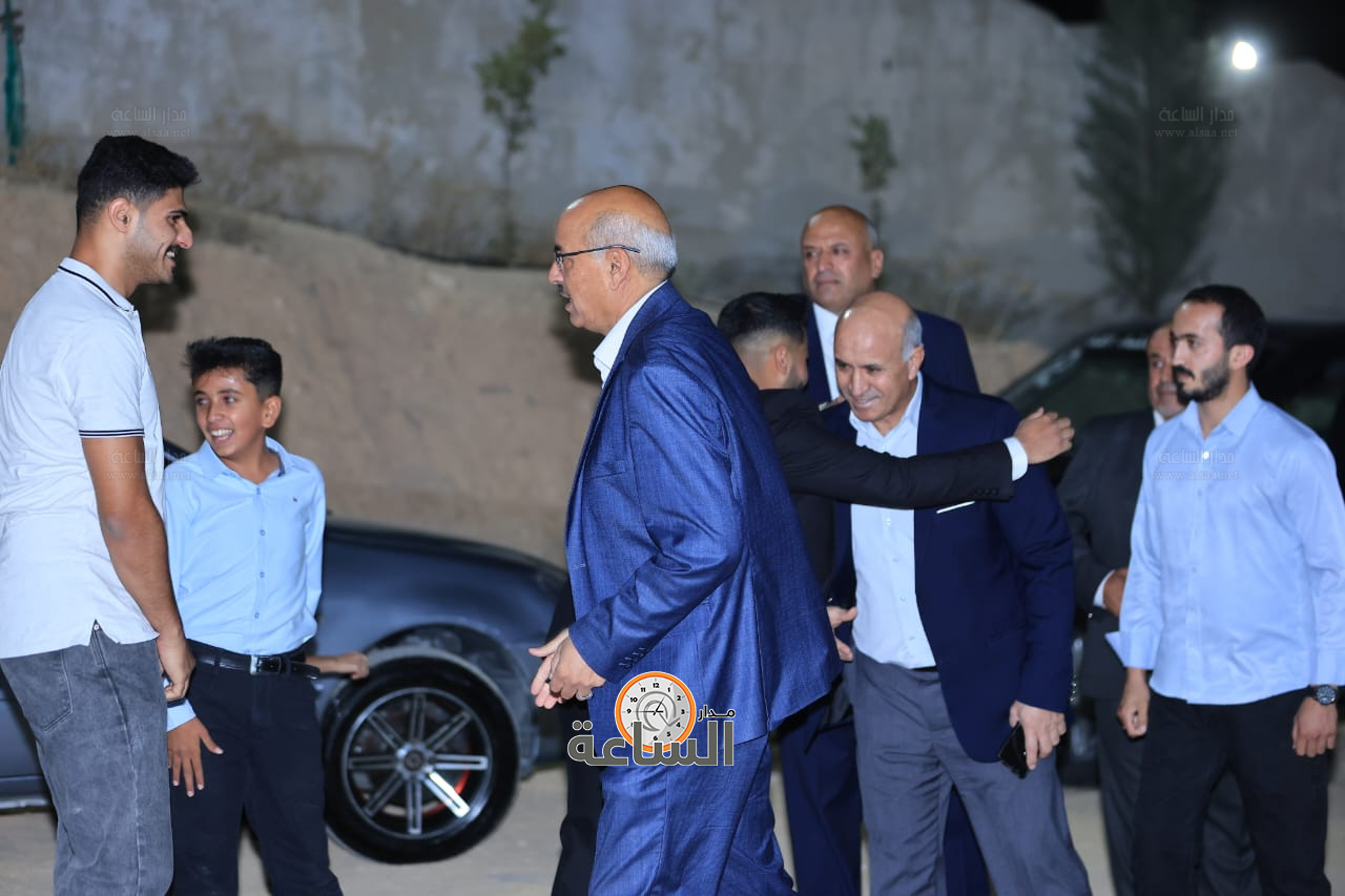 Madar Al-Saa Images 0.4237354807351489