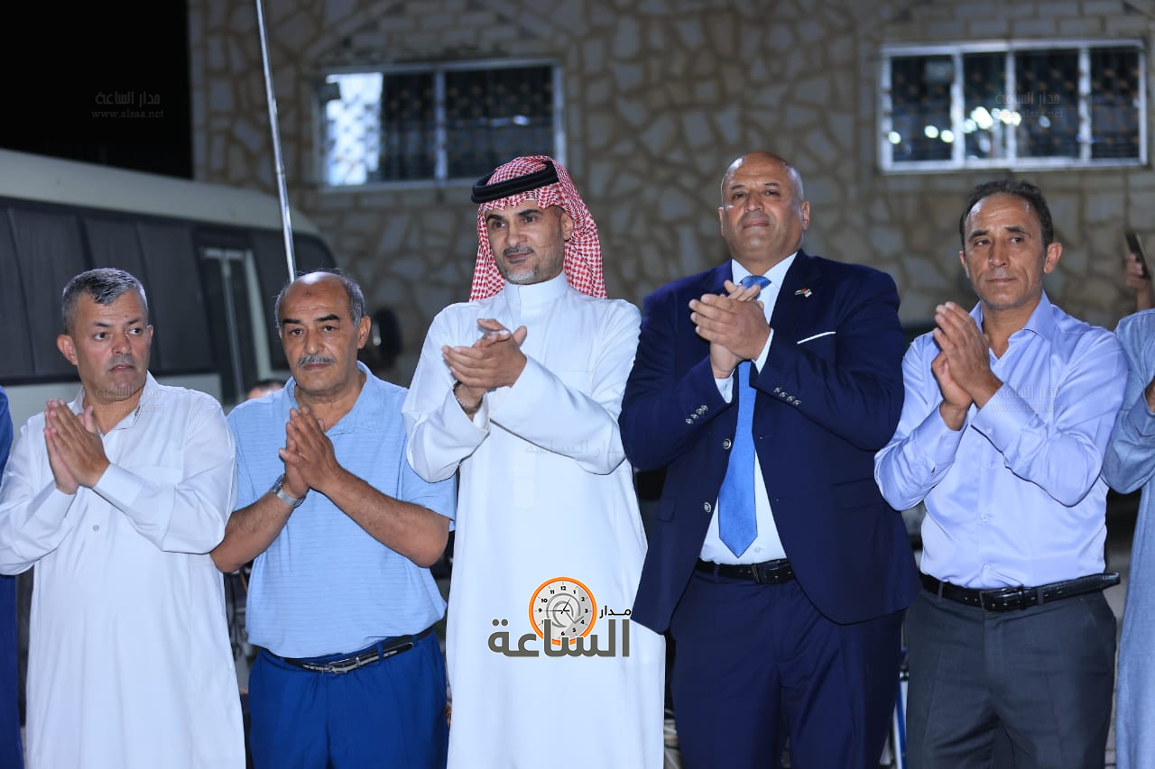 Madar Al-Saa Images 0.3264611401187675