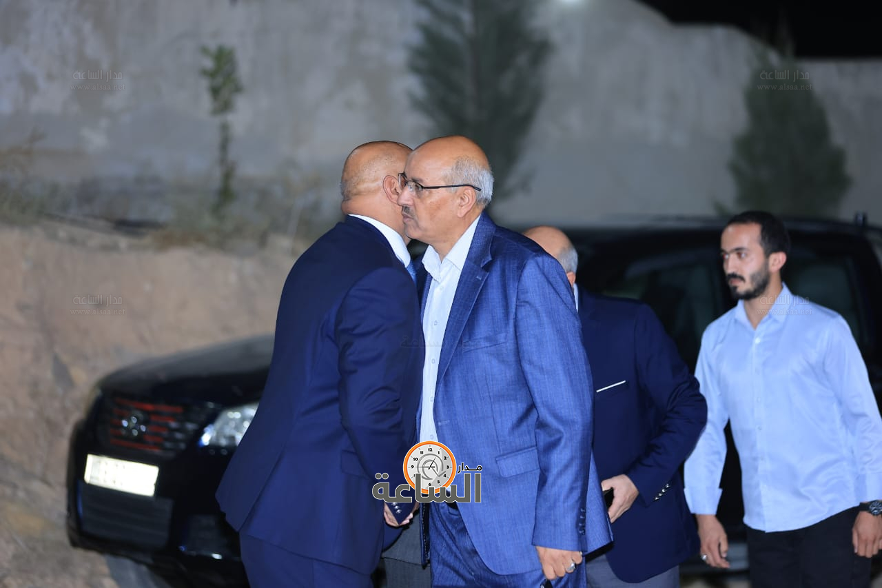 Madar Al-Saa Images 0.052402533757080594