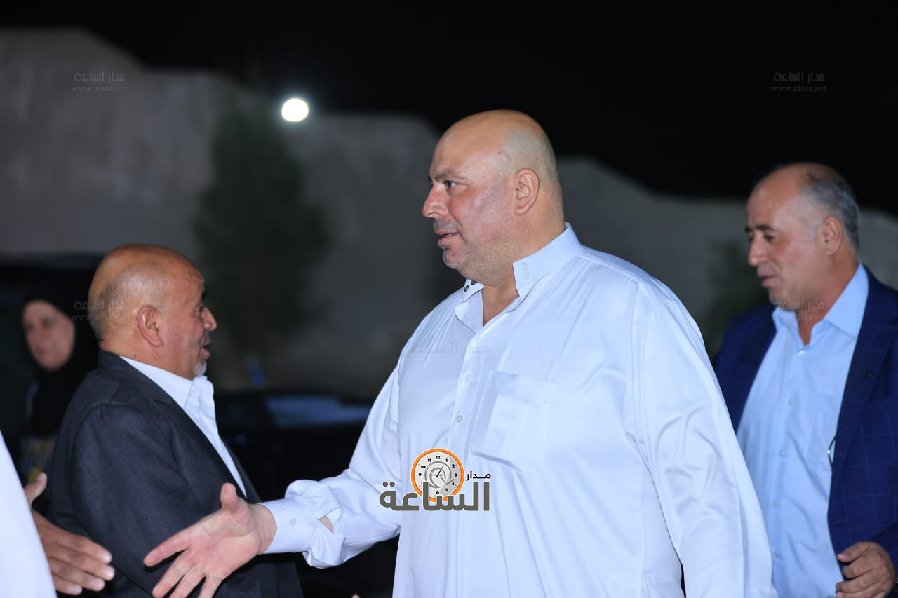 Madar Al-Saa Images 0.7418457185923151