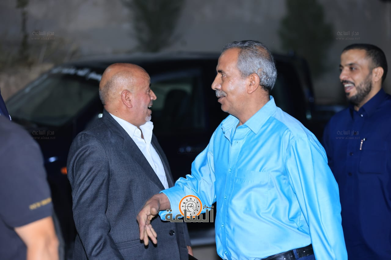 Madar Al-Saa Images 0.7255465750230907