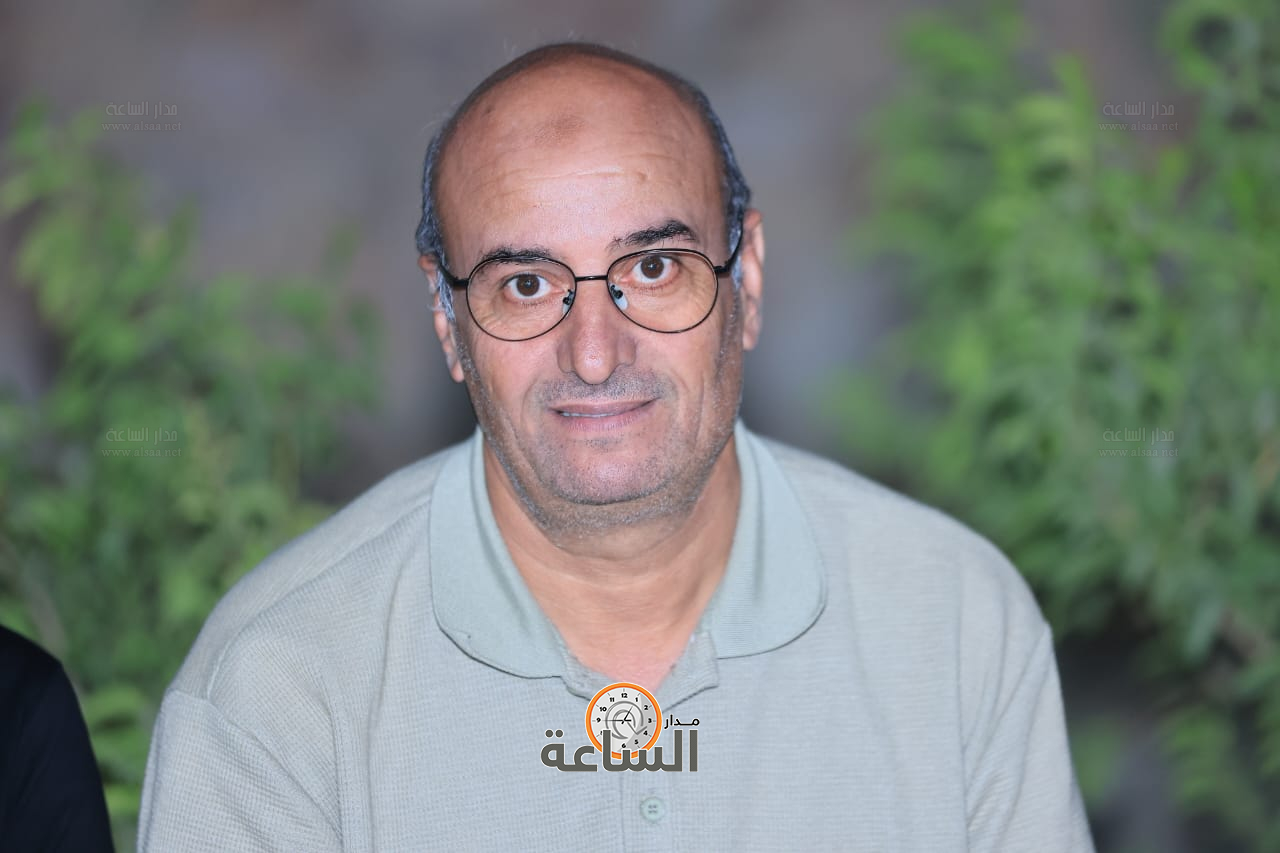 Madar Al-Saa Images 0.4954757442464379