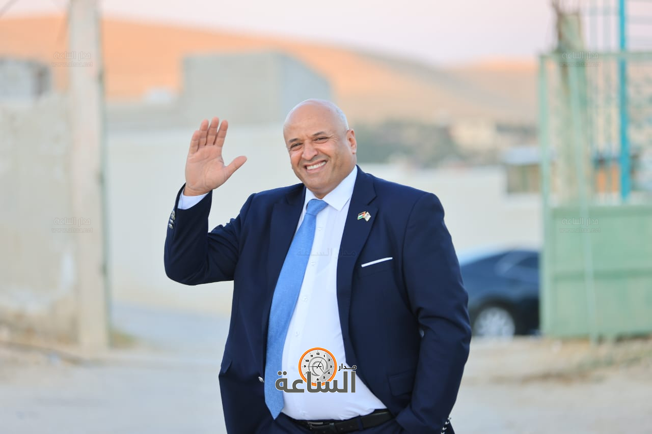 Madar Al-Saa Images 0.5672177600372947