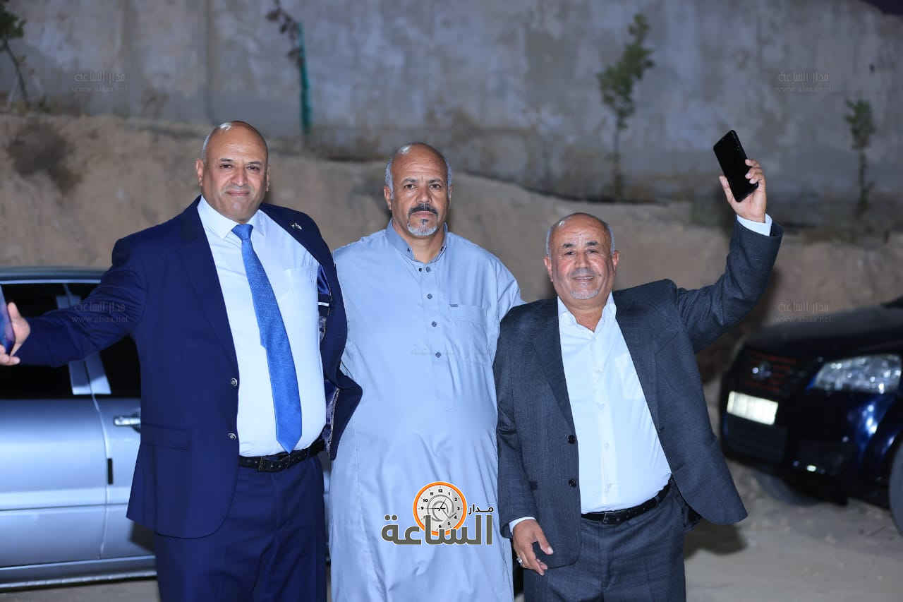 Madar Al-Saa Images 0.8590037934135311