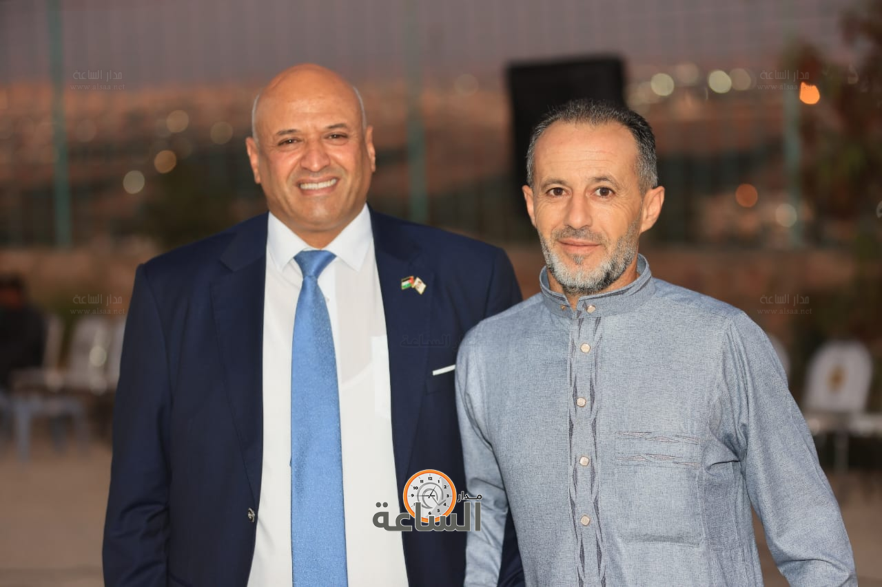 Madar Al-Saa Images 0.3526396491395296