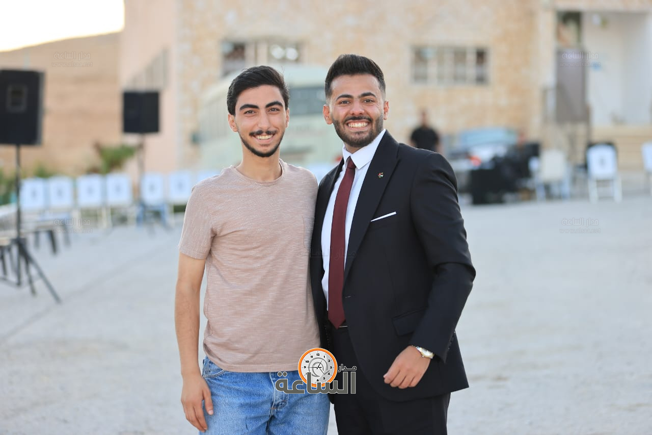 Madar Al-Saa Images 0.5610327207124205