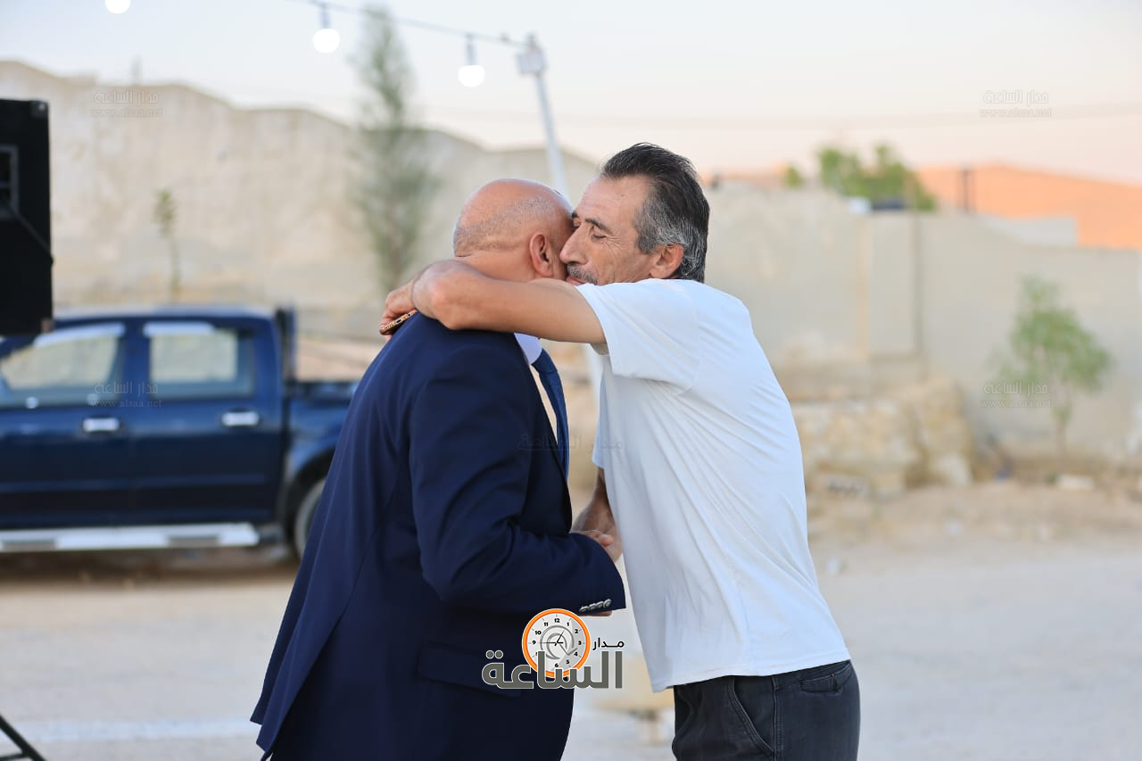 Madar Al-Saa Images 0.0881326753963948