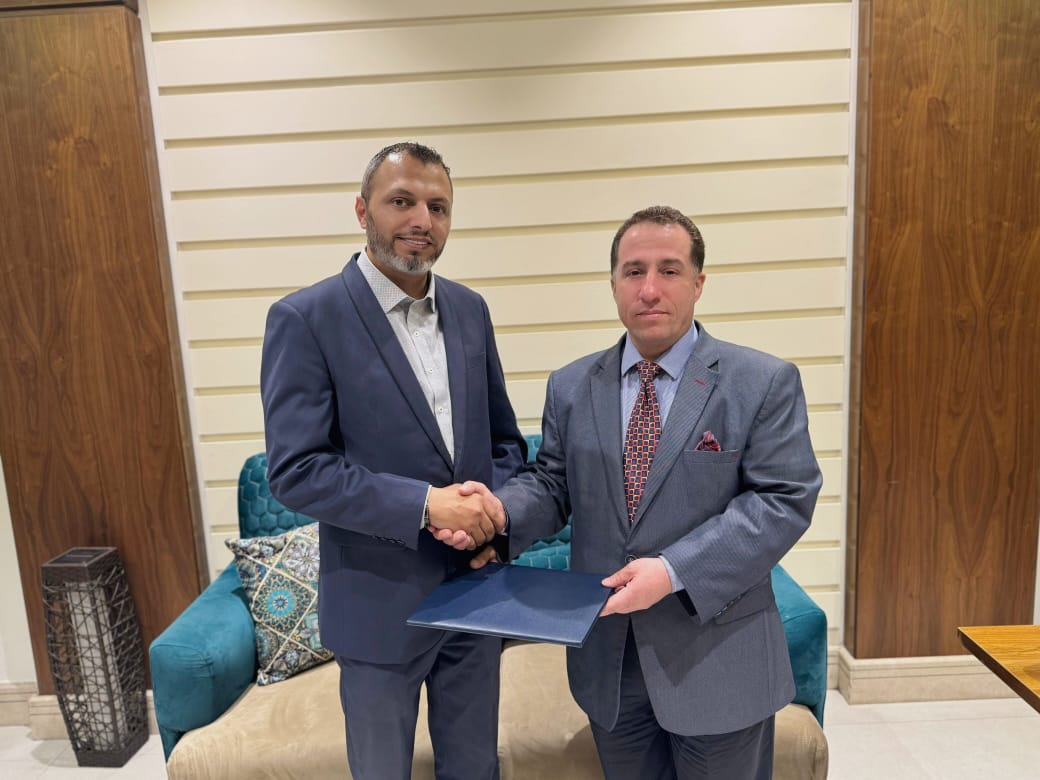 Madar Al-Saa Images 0.9971160018592002