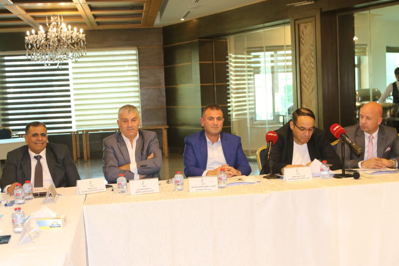 Madar Al-Saa Images 0.35489004578620187