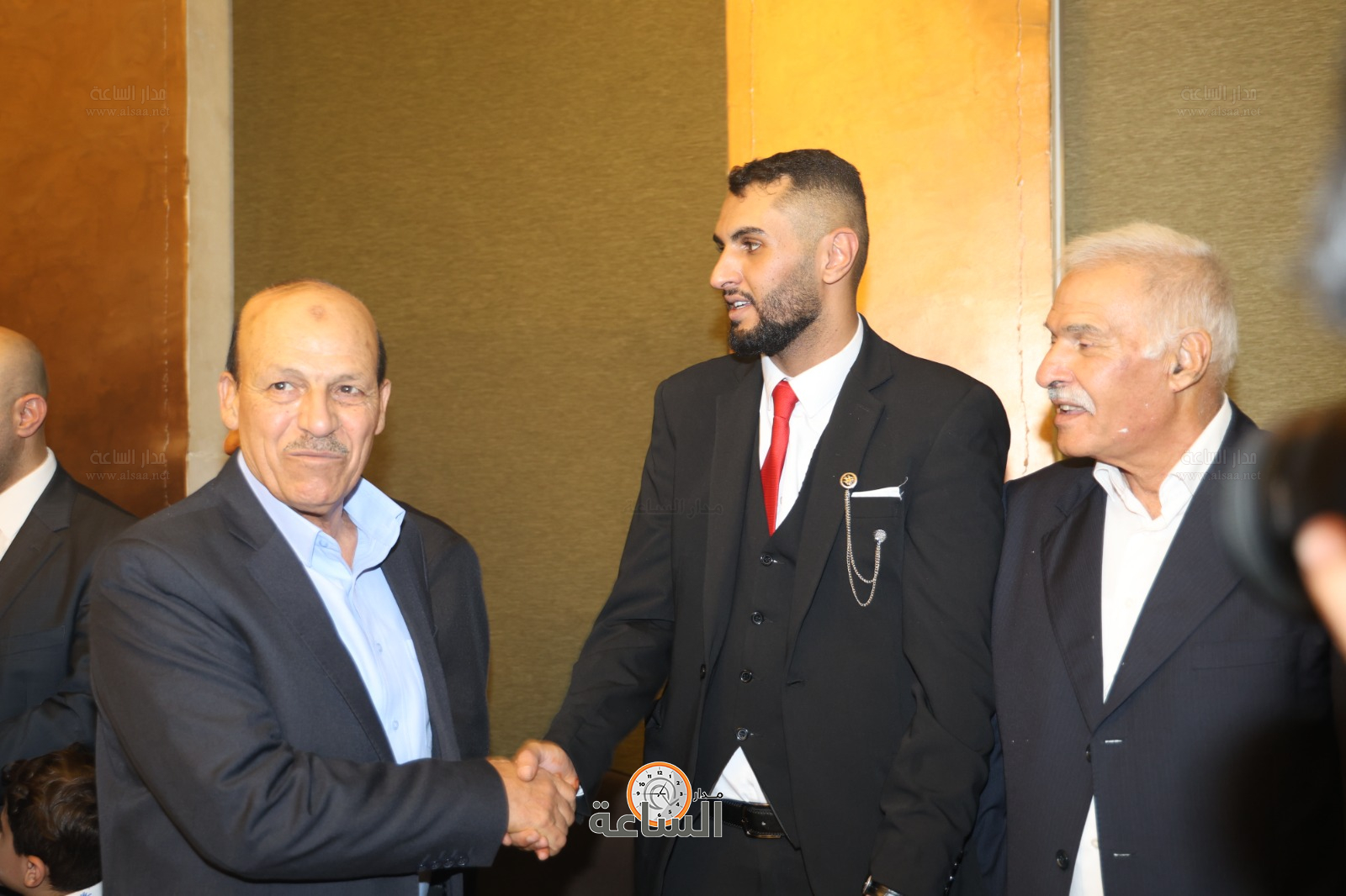 Madar Al-Saa Images 0.060084309801453184