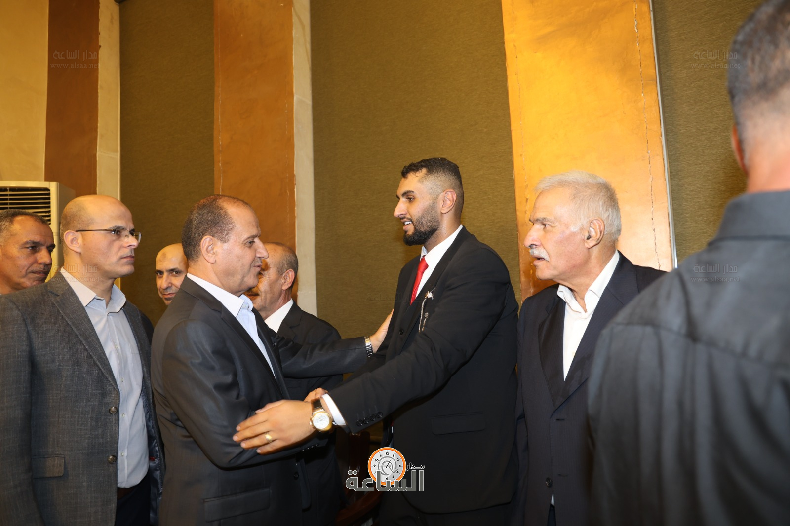 Madar Al-Saa Images 0.8371855304517457