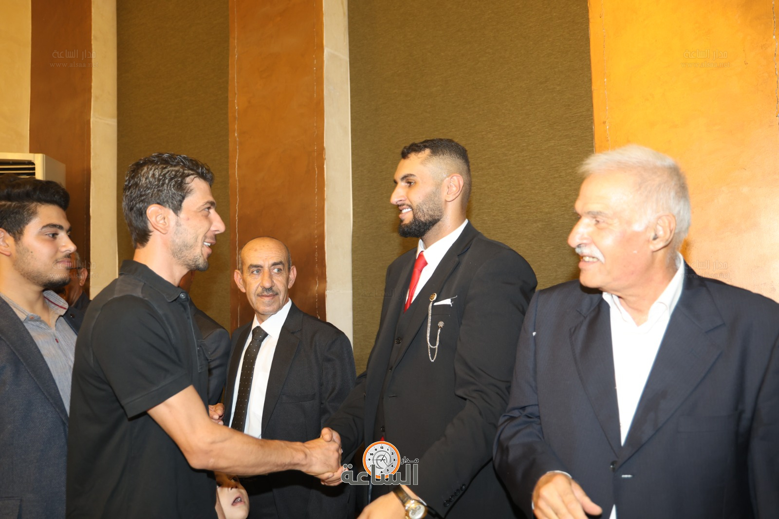 Madar Al-Saa Images 0.6630770882218876