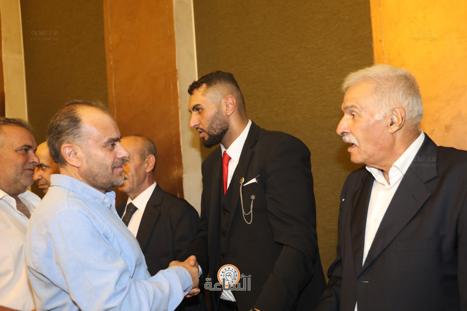 Madar Al-Saa Images 0.6624620763384836