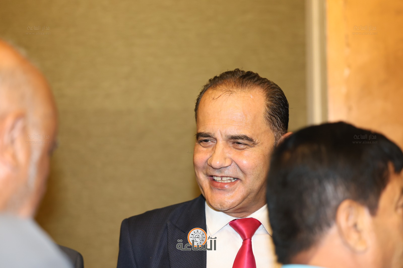 Madar Al-Saa Images 0.883376588163117