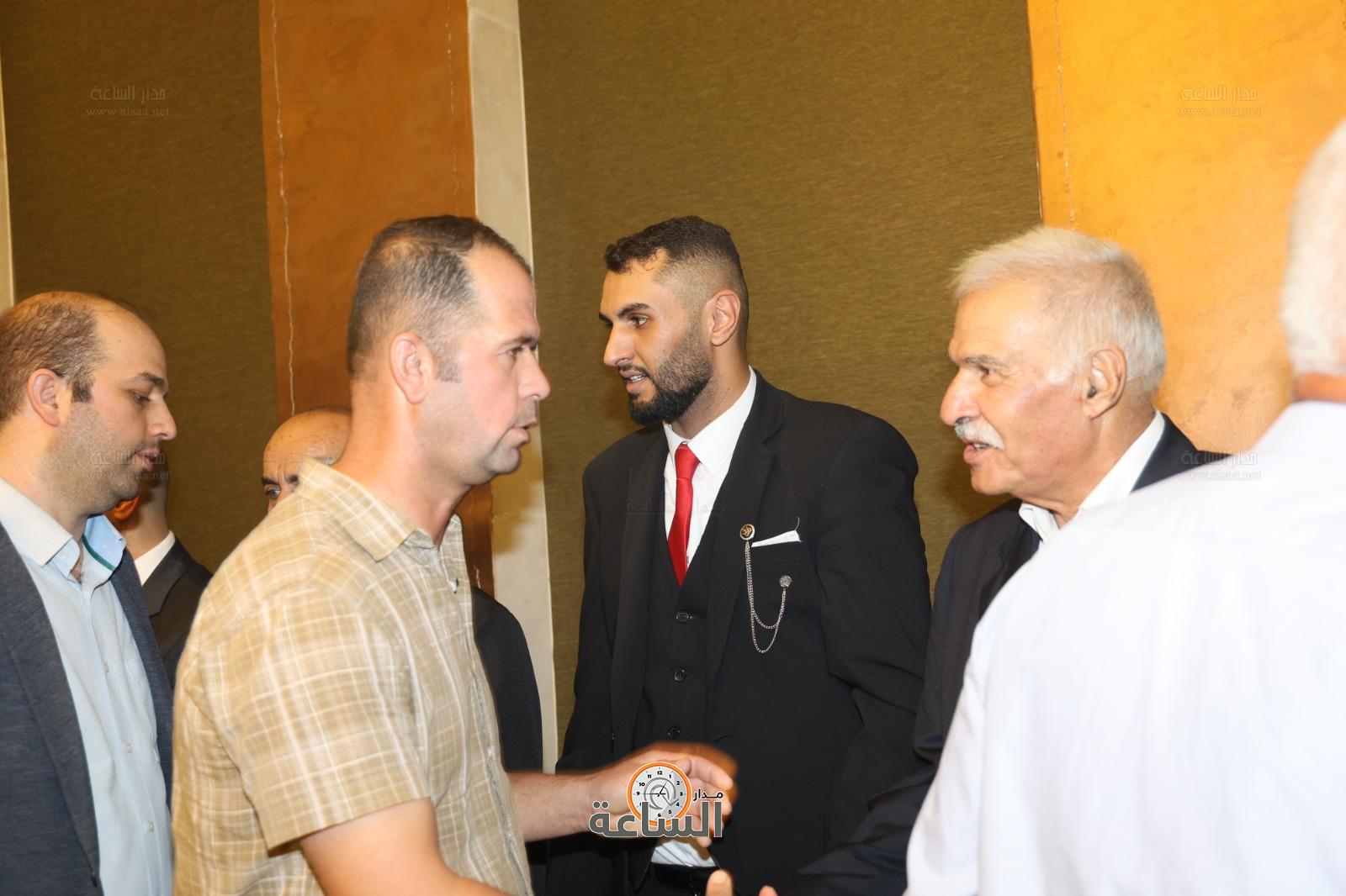 Madar Al-Saa Images 0.15894006742047118