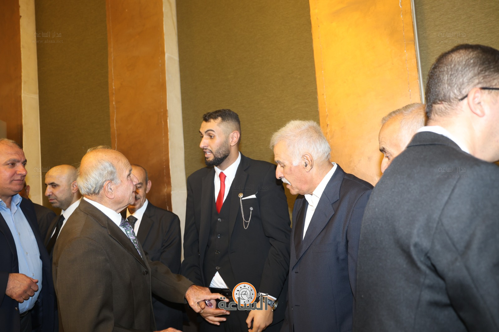 Madar Al-Saa Images 0.21196897962898487