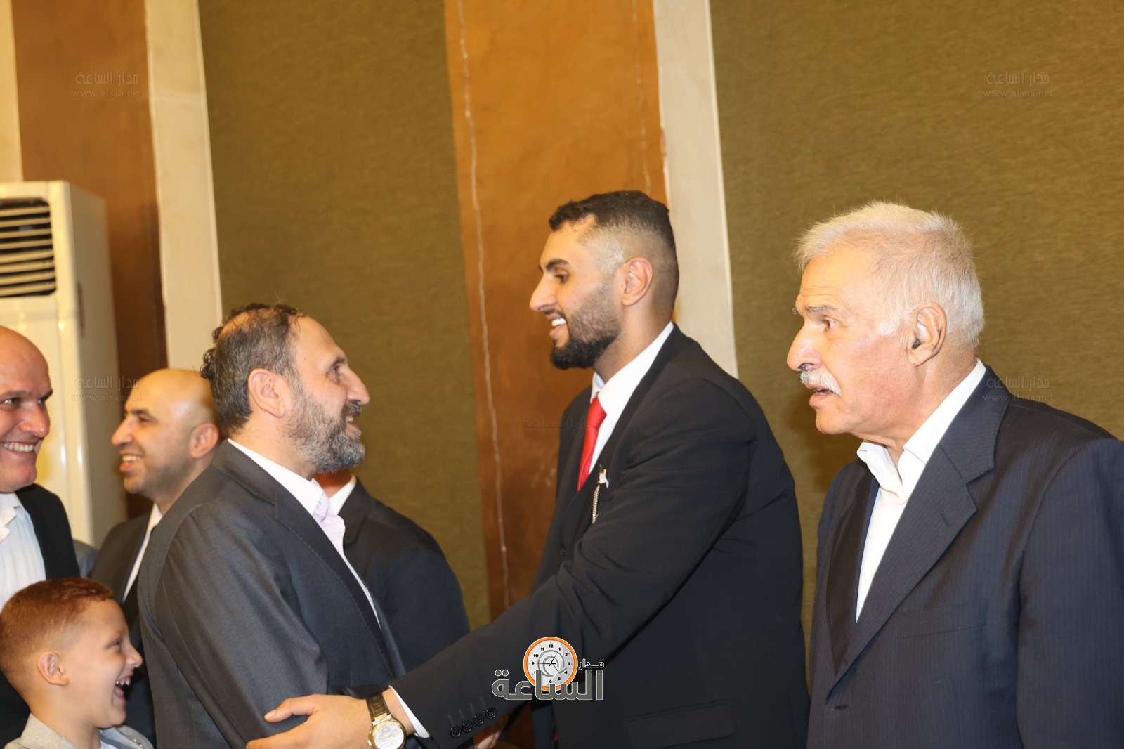 Madar Al-Saa Images 0.5490194689348631