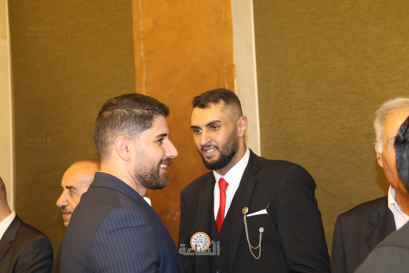 Madar Al-Saa Images 0.8561453750485453