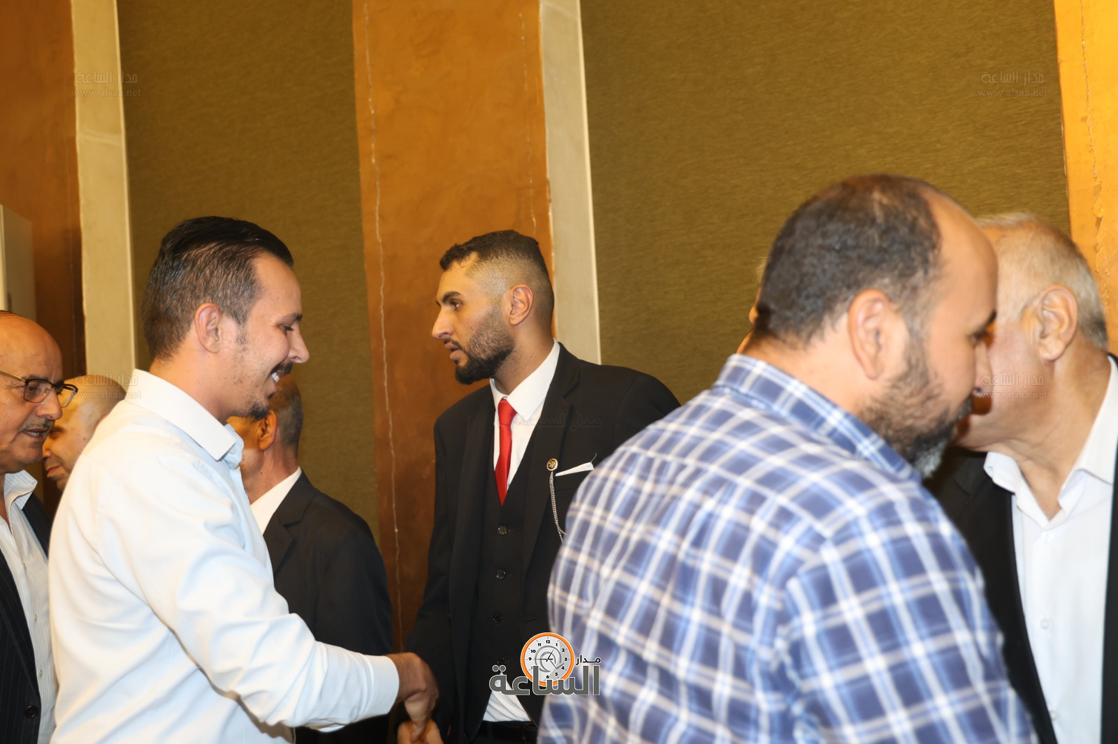 Madar Al-Saa Images 0.8213074497467472